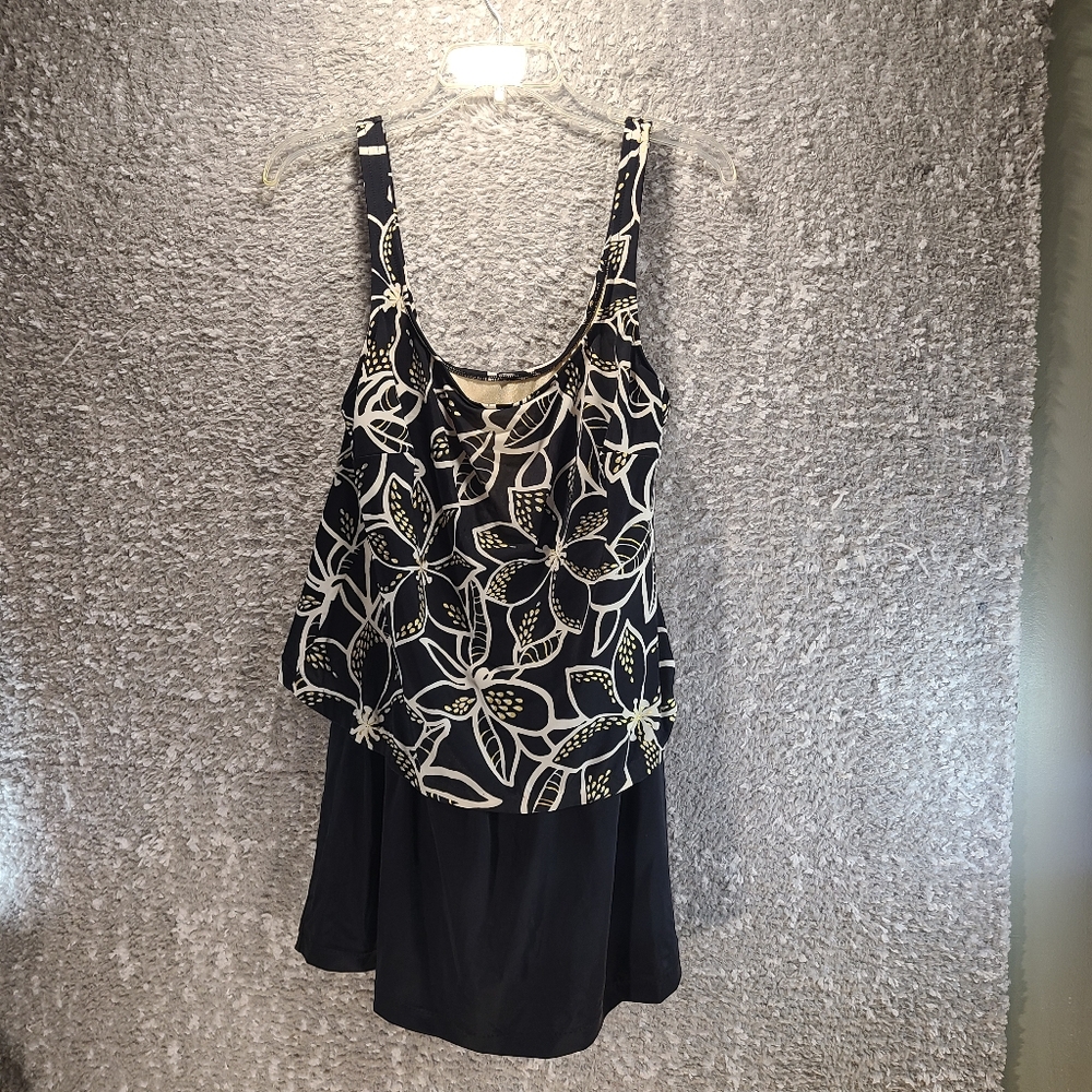Maxine of‎ Hollywood Tropical Floral Black Swim Dress One Piece Size 14 Nylon